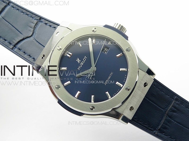 CLASSIC FUSION 42MM SS APSF 11 BEST EDITION BLUE DIAL ON GUMMY STRAP A2892