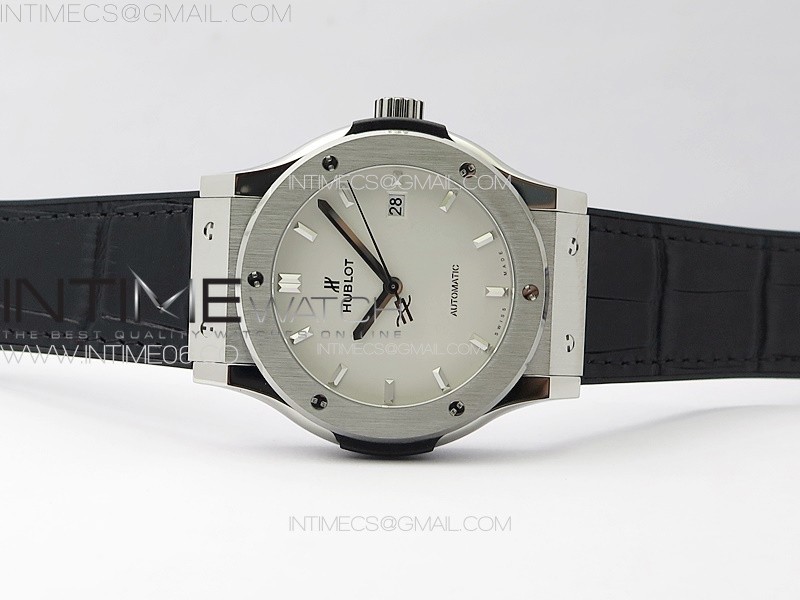 Classic Fusion 42mm SS APSF 11 Best Edition White Dial On Gummy Strap A2892