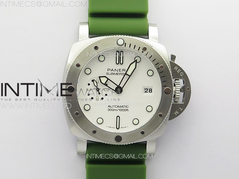 PAM1226 Submersible TTF Best Edition White Dial On Green Rubber Strap P.900 Clone