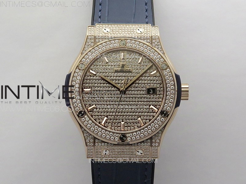 CLASSIC FUSION 42MM RG PAVED DIAMONDS CASE AND BEZEL B50F PAVED DIAMONDS DIAL ON BLACK GUMMY STRAP A2892