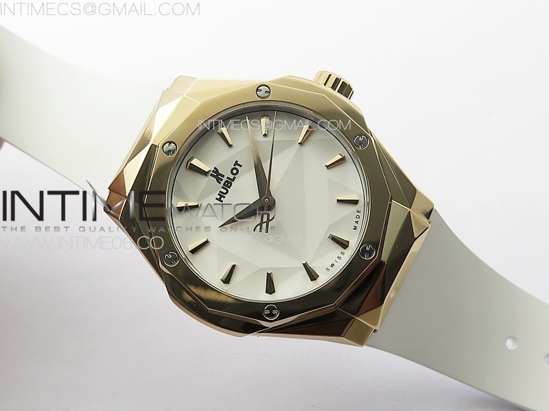 Classic Fusion Orlinski RG APSF 11 Best Edtion White Faceted Dial on White Rubber Strap A2892