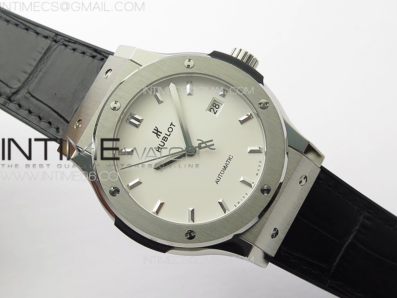 Classic Fusion 42mm SS APSF 11 Best Edition White Dial On Gummy Strap A2892