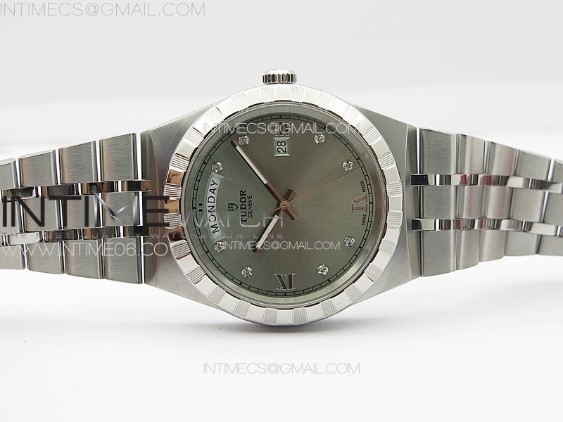 PRINCE BAY 41MM V7F 11 BEST EDITION SILVER DIAL DIAMONDS MARKERS ON SS BRACELET A2824